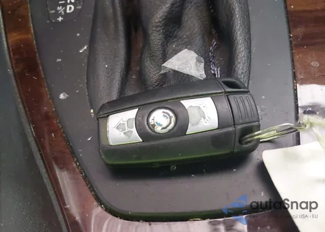 2012 BMW 328I xDrive z USA, uszkodzony, nr VIN WBAKF5C58CE657743